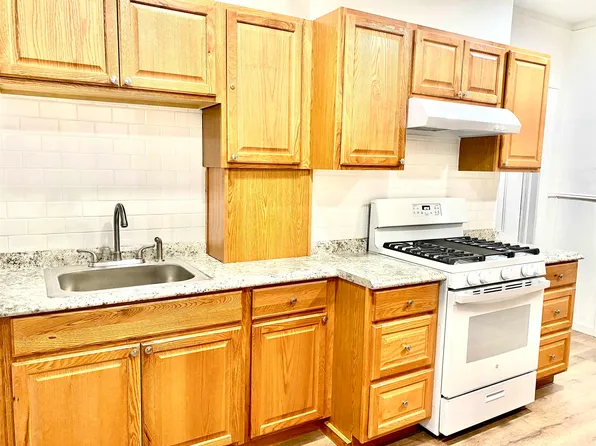 46 Prescott Avenue image 2 of 19