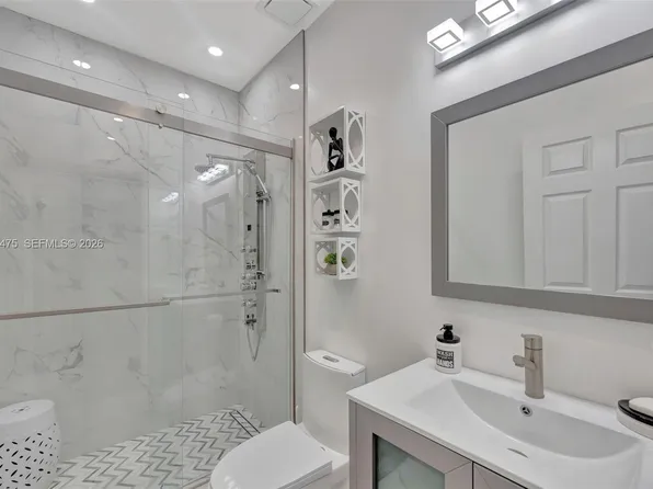 11227 SW 230th Ter, Miami, FL