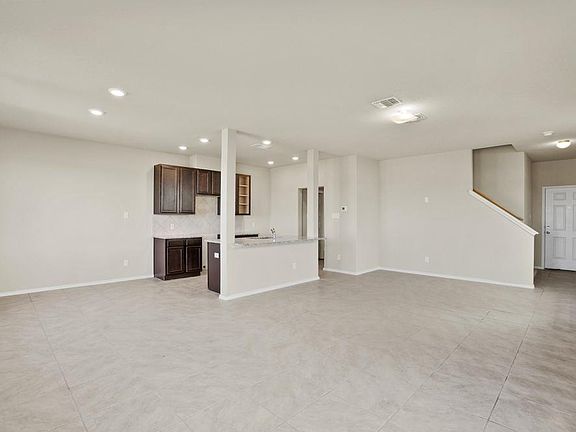 4th image of 10215 Melissa Ranch Blvd