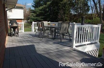 Composite Deck
						:
						Great for outdoor entertaining.
