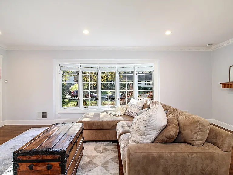 4 Iroquois Trl — Photo 6