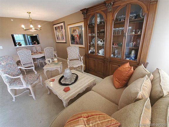 4th image of 700 SW 137th Ave APT 305H