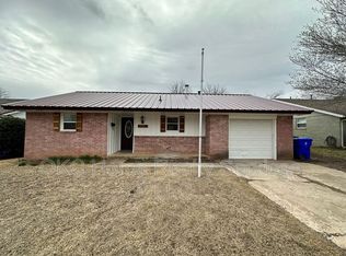 1706 Surrey Pl, Norman, OK 73071
