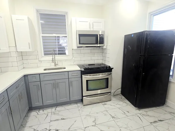 151 Armstrong Avenue image 2 of 10