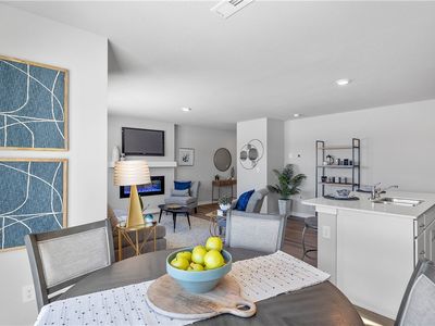 2105 Bugge Dr, Adel, IA, 50003