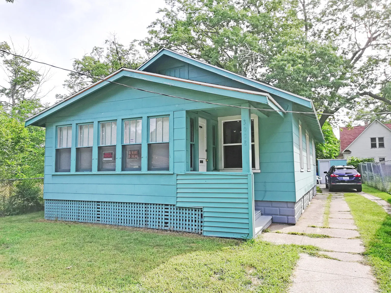 3008 Highland St photo 1
