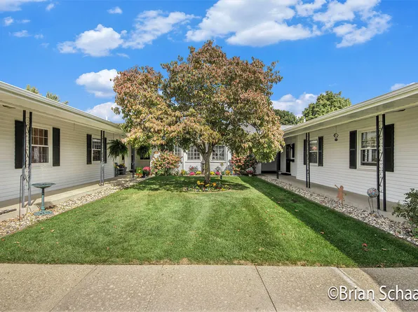 7444 Grove Dr #59, Jenison, MI 49428