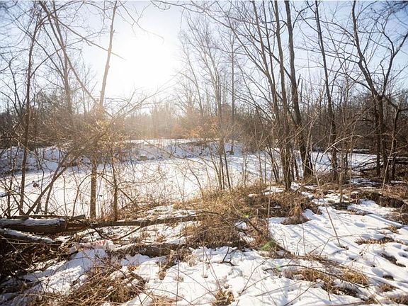 3rd image of 399 County Road 400