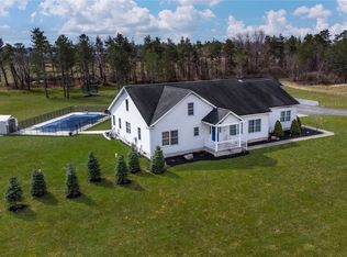 11071 Howe Rd, Akron, NY 14001