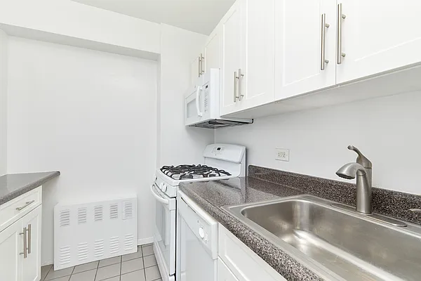 Rented by PocketBroker Inc | media 18