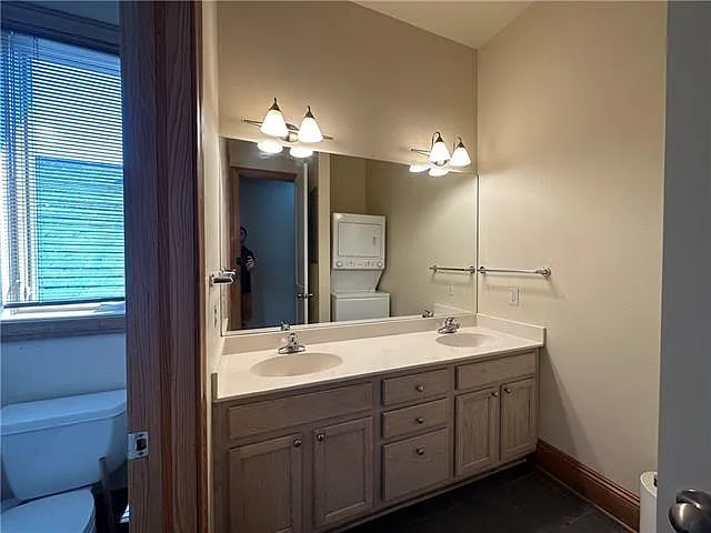 929 Lowerline St #B — Photo 11