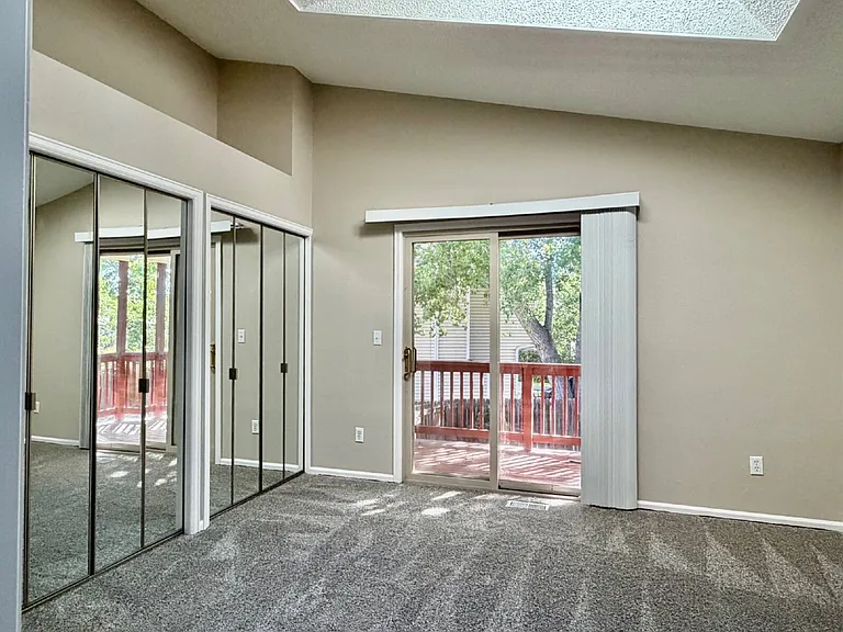 8599 Rabbitbrush Way — Photo 14