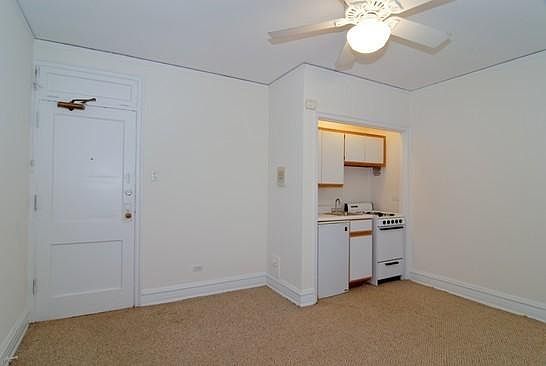 2nd image of 2117 N Sedgwick St #B5