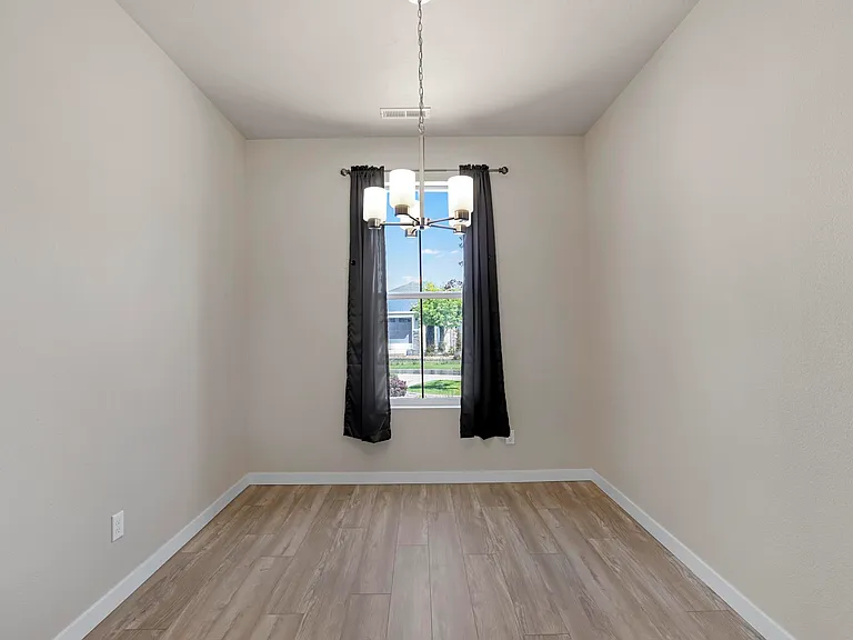 4345 W Silver Riv — Photo 19