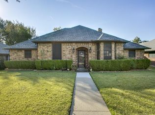 5714 Winding Woods Trl, Dallas, TX 75227