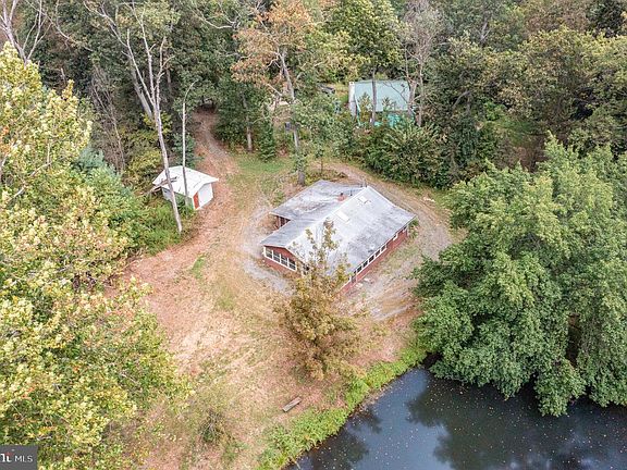 5th image of 94 Meadow Brook Dr