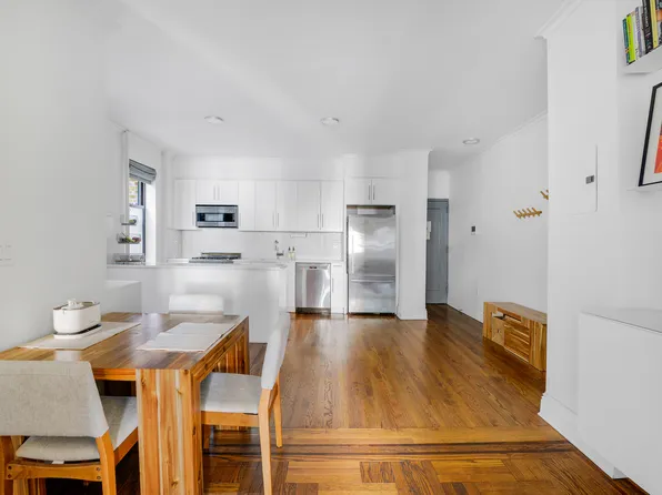 24-75 38th Street image 5 of 15