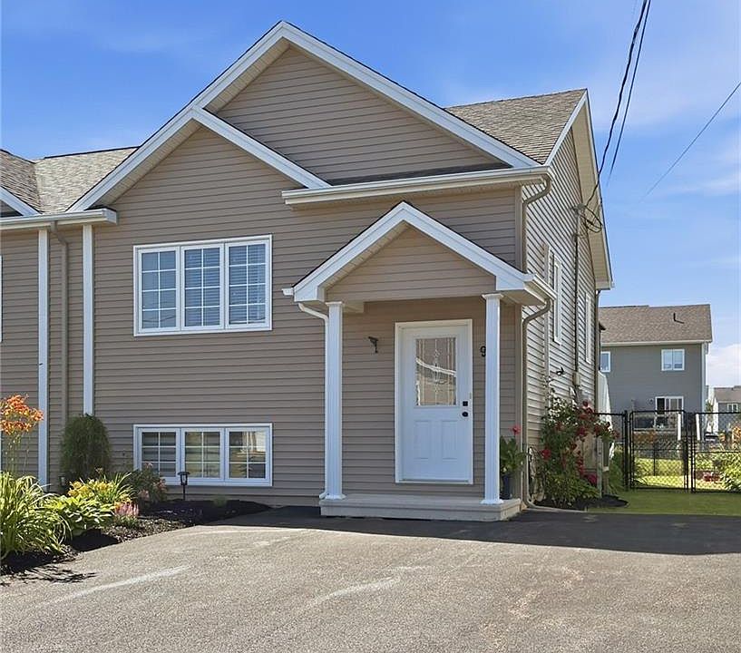 1st image of 90 Gambia St