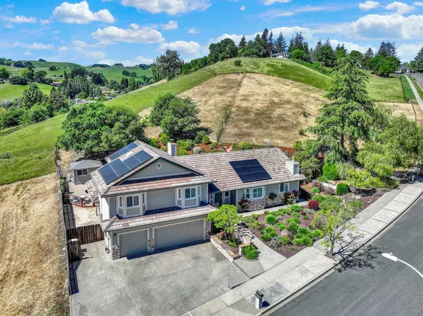1064 Stonebridge Drive, Napa, CA 94558