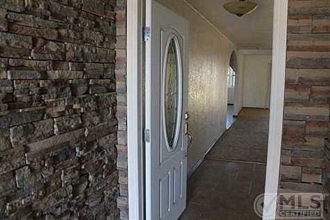 4th image of 5853 Clydesdale Dr
