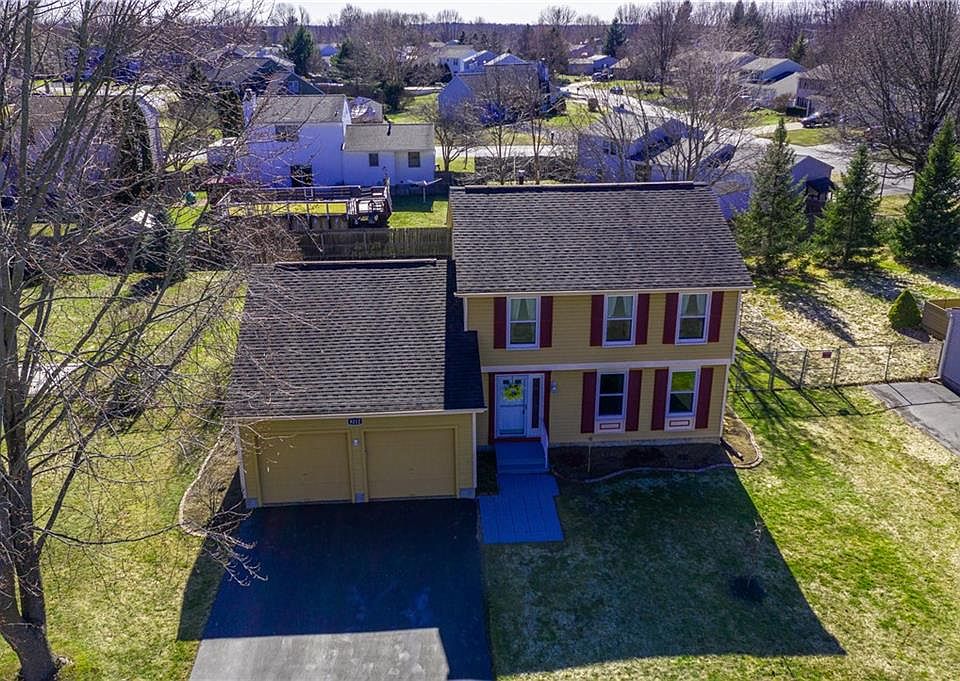 1st image of 8212 Renfrew Dr