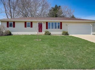 145 Thomson Ln, Oregon, WI 53575