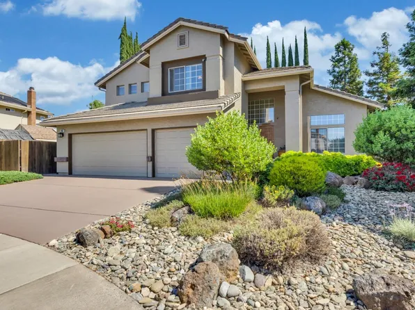 8959 Hollybrook Ct, Elk Grove, CA 95624