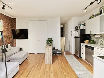 Rented by Sotheby's International Realty