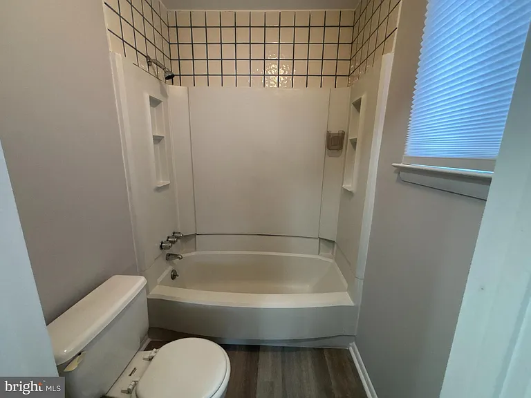 476 Bridge St — Photo 26