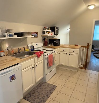 3rd image of 1203.5 Hunter Ave