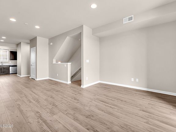 4th image of 2150 Altamira Dr