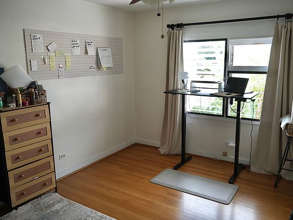 4th image of 1014 Kapahulu Ave APT 220