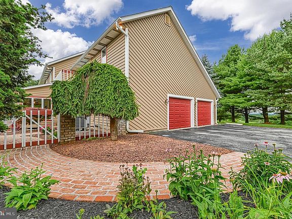 4th image of 2428 Mount Ventus Rd
