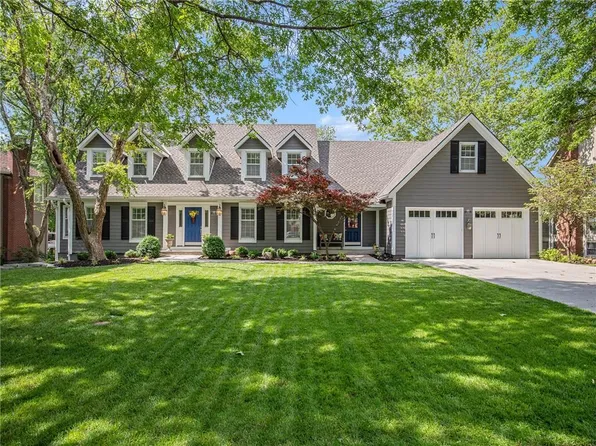 5001 W 114th St, Leawood, KS 66211