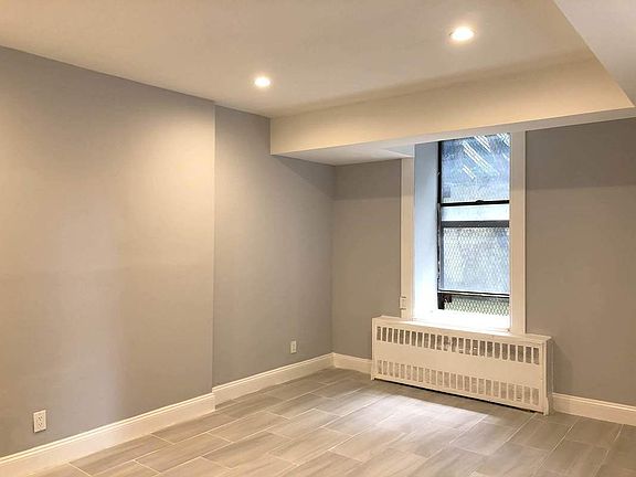 5th image of 932 Bronx Park S APT Bc