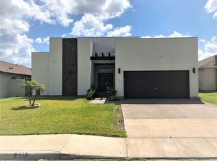 221 Bur Oak Dr, Laredo, TX 78045