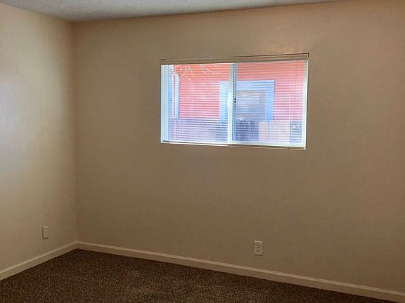 5th image of 505 Hilborn St APT 4