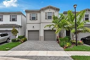 1st image of 4407 NW 48th Terrace