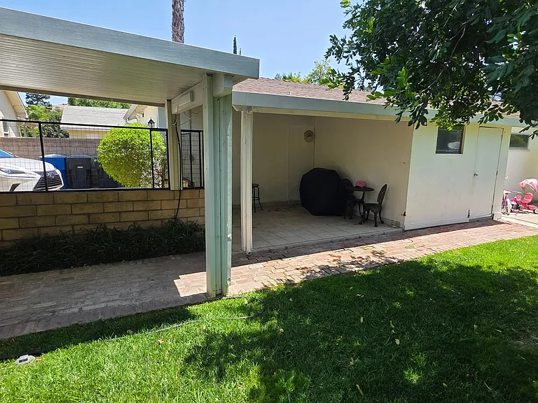 3524 Bandini Ave — Photo 41