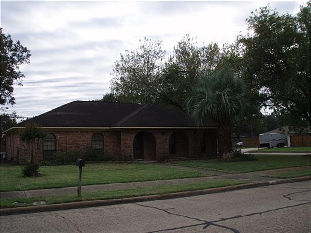 1st image of 1518 S Park Way Dr