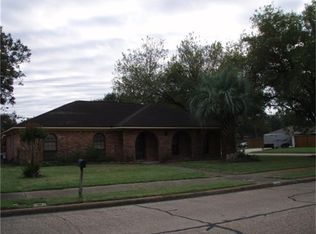 1518 S Park Way Dr, Deer Park, TX 77536
