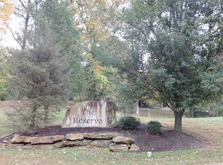 6130 Pembrooke Dr, Newburgh, IN 47630
