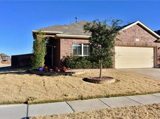 7028 Cloudcroft Ln, Fort Worth, TX 76131