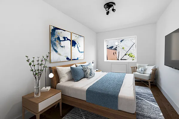 Rented by Compass | media 13