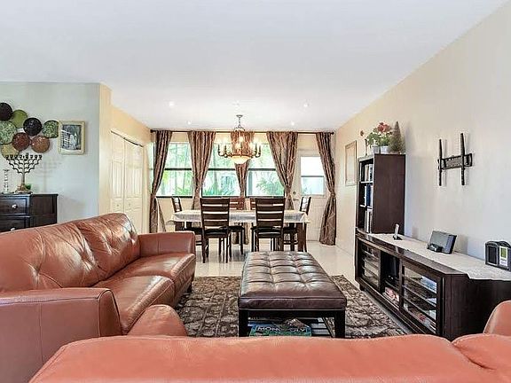 2nd image of 20350 W Country Club Dr #1194
