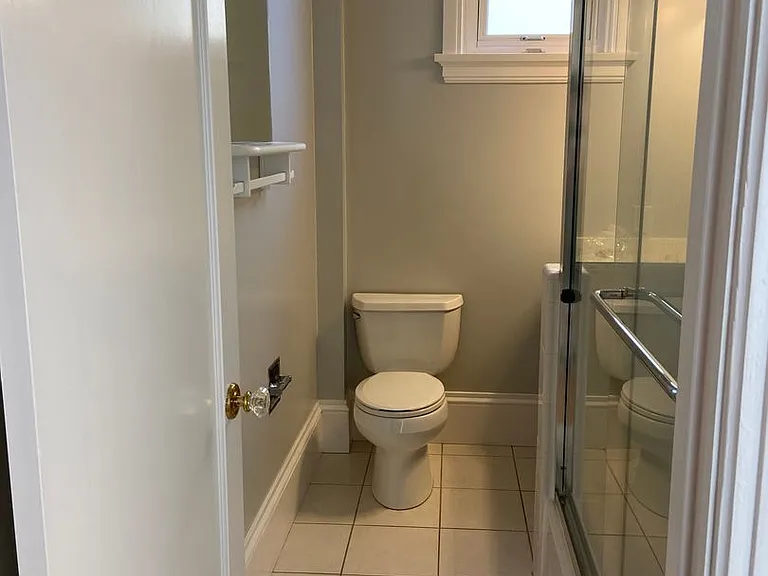 Union-Hyde Apts — Photo 13