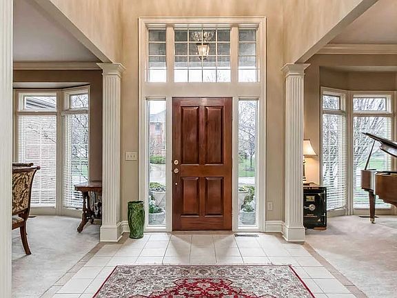 2nd image of 8034 Balmoral Ct