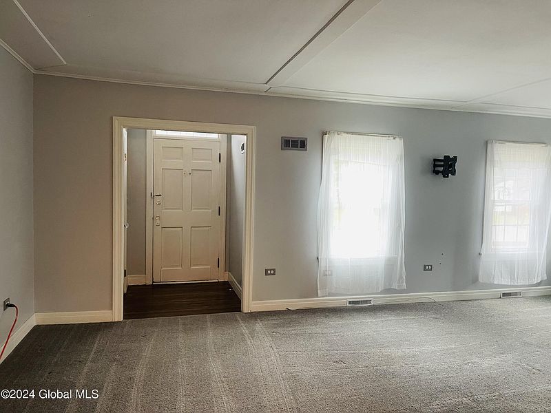 5th image of 175 Sanford Street