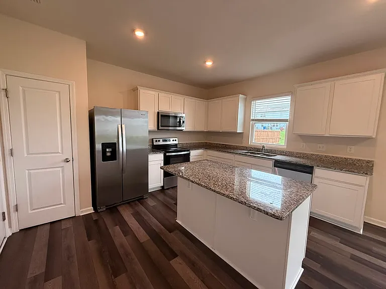 3520 Pinnacle Peak Dr — Photo 4