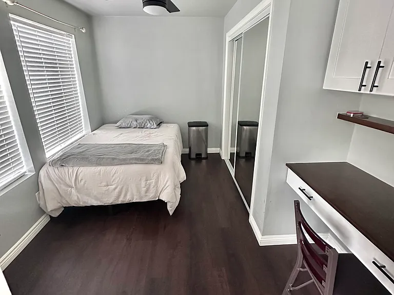 10031 Adoree St — Photo 14